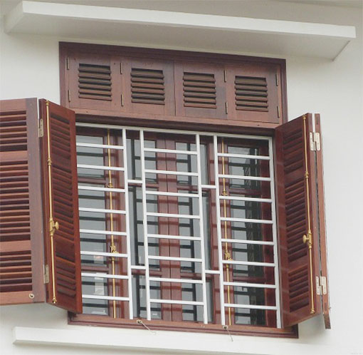 Mẫu cửa mở sếp gấp 4 cánh