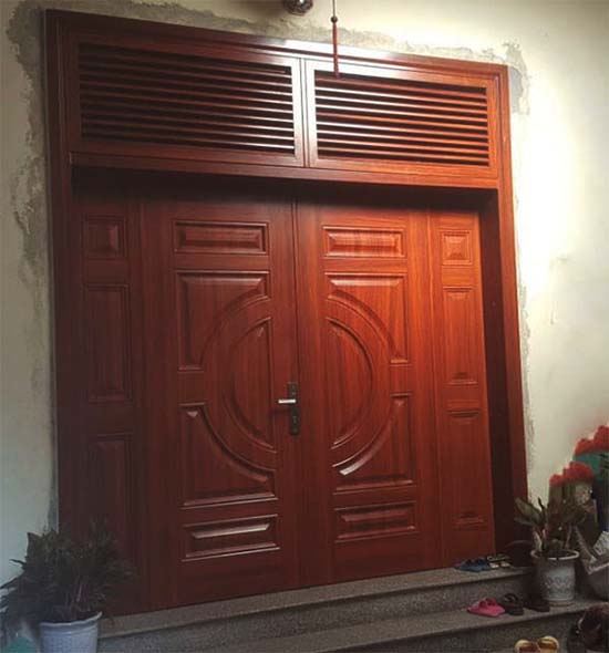 Cửa gỗ 2 cánh có ô fix thông gió