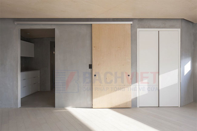 Mẫu cửa trượt treo ngăn phòng bếp và phòng khách