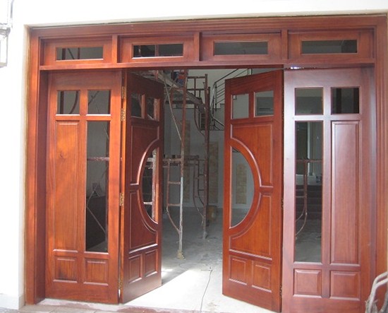 cửa gỗ pano kính 4 cánh