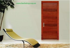 Cửa phòng khách hoạ tiết giải gỗ