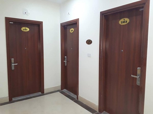 cửa gỗ công nghiệp