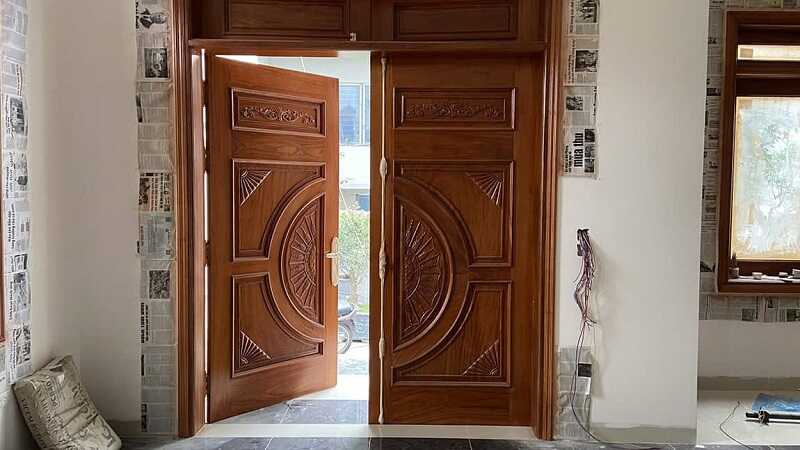 Lắp đặt cửa gỗ