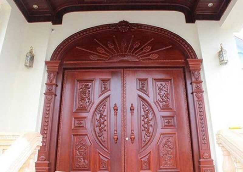 Cửa gỗ vòm phong cách châu âu