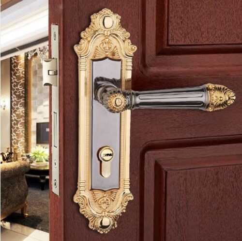 Khóa Việt Tiệp đẹp