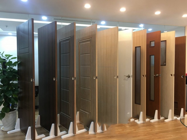 Cửa nhựa giả gỗ cao cấp - Chống nước hiệu quả